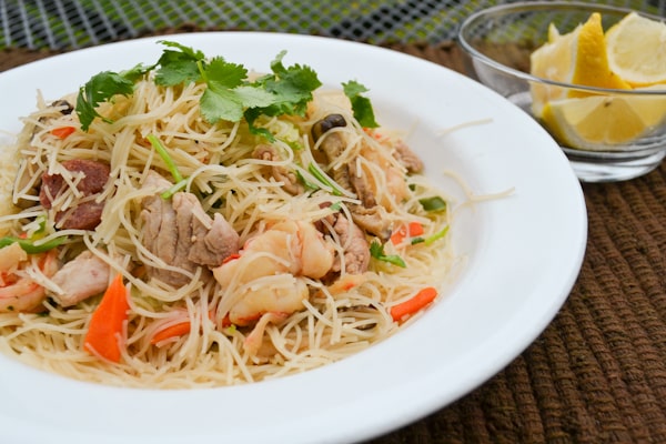 Pancit Bihon (Filipino Noodles) - Salu Salo Recipes