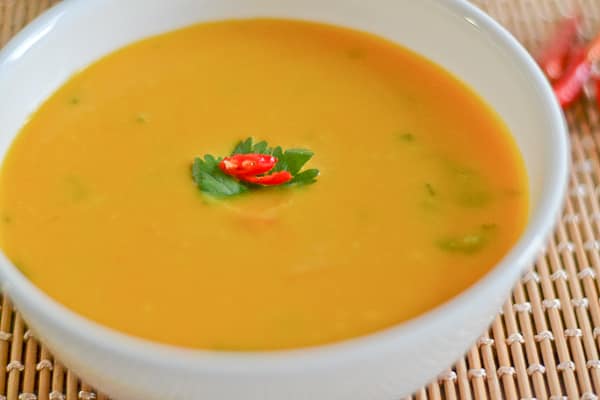 Slow Cooker Thai Pumpkin Coconut Soup