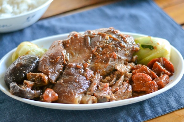 Slow Cooker Chinese Stewed Pork Hock (Pata Tim)