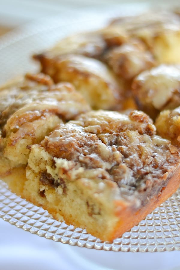 Cinnamon Roll Cake