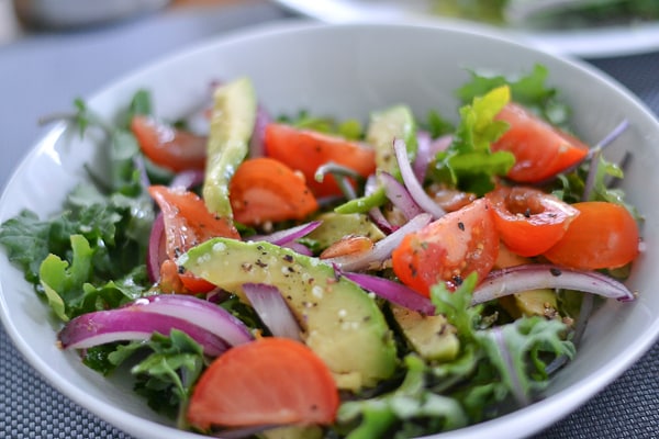 Kale Salad with Tomatoes and Avocado