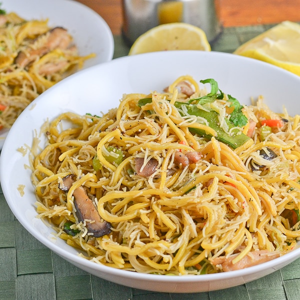 filipino pancit bihon