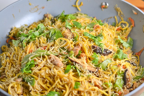 Pancit Canton and Bihon - Filipino Noodles