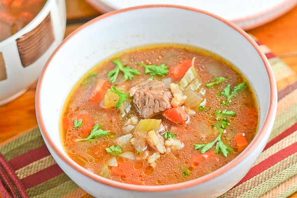 Slow Cooker Beef and Barley Soup