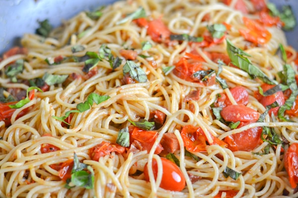 Spaghetti with Pancetta and Cherry Tomatoes