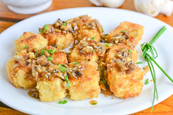 Crunchy Tofu with Mushroom Sauce