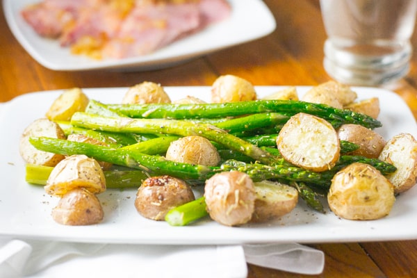 Roasted Baby Potatoes with Rosemary