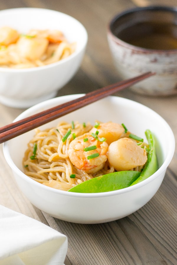 In this stir fried scallop and shrimp noodles dish, scallop & shrimp was marinated in soy sauce, sherry, sesame oil & vegetable oil and then stir-fried