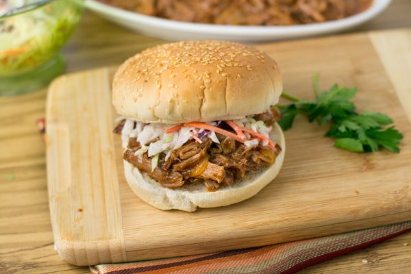 Slow Cooker Ginger Ale Tras de porc Sandwich