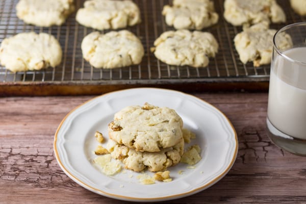 Potato Chip Walnut Cookies