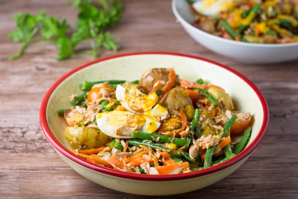 Salad Nicoise with Mango Dressing