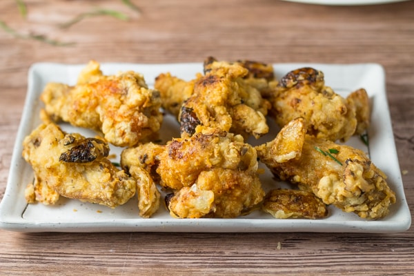 Crispy Garlic Fried Chicken Wings