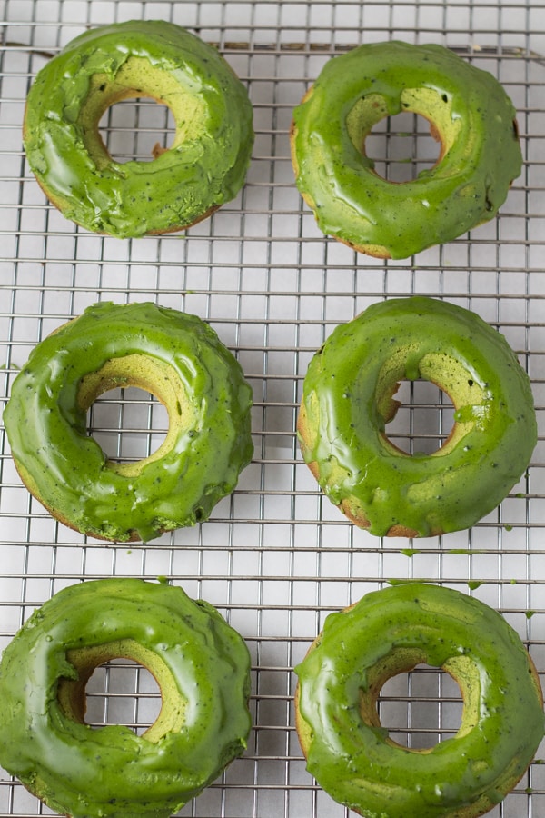 green donut