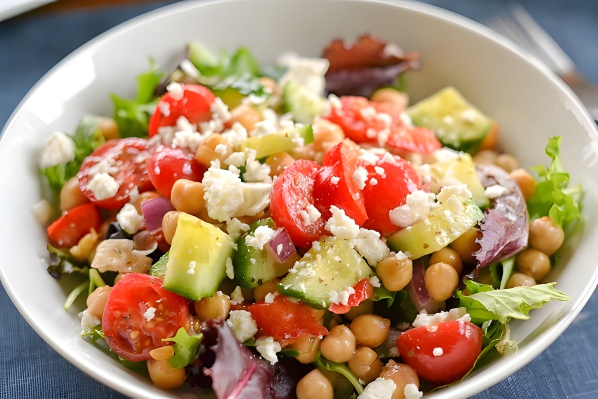 Greek-Style Chickpea Salad